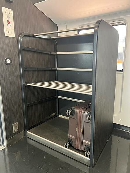 台東去嘉義:自強騰雲座艙商務艙開箱|台東嘉義宜蘭遊記