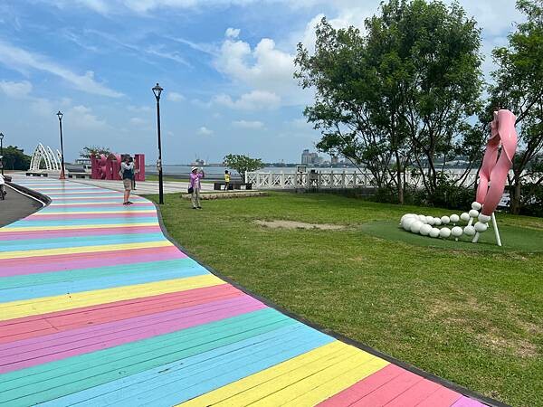 新北市八里一日遊：2023年八里神化沙雕藝術展。挖子尾自然保