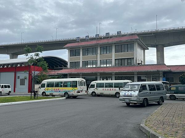 太麻里金崙一日遊:金崙小鎮慢走。LiKa咖啡廳早午餐、太麻里