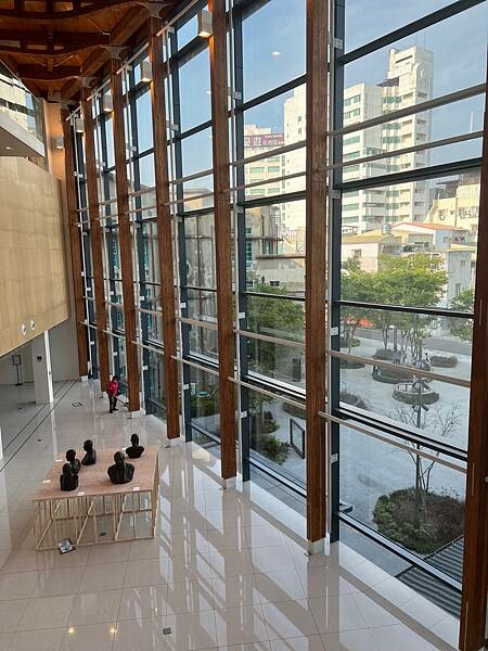 悠閒的嘉義市步行路線：嘉義市立美術館、昭和J11咖啡館｜台東