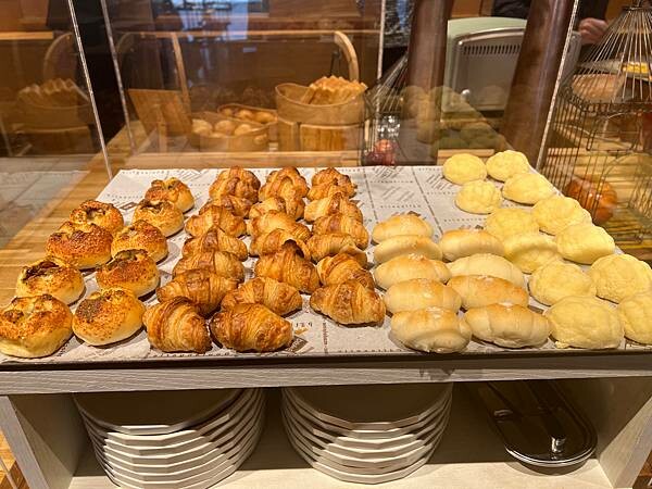 星野奧入瀨溫泉渡假飯店（附交通方式）。在自然生態的溪流邊渡過