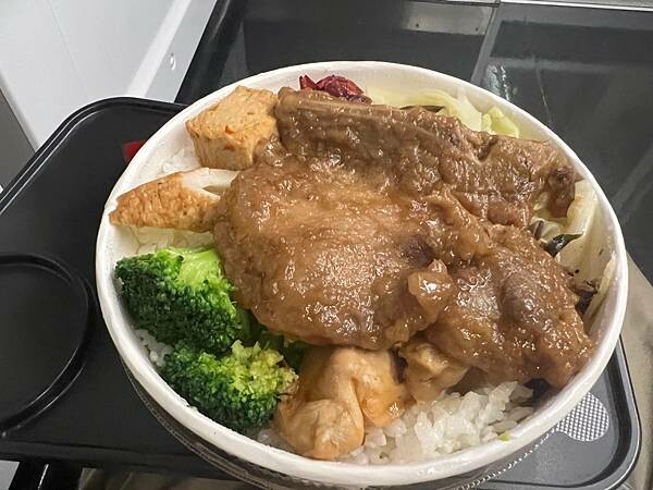 台東去嘉義:自強騰雲座艙商務艙開箱|台東嘉義宜蘭遊記