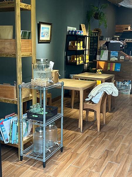 太麻里金崙一日遊:金崙小鎮慢走。LiKa咖啡廳早午餐、太麻里