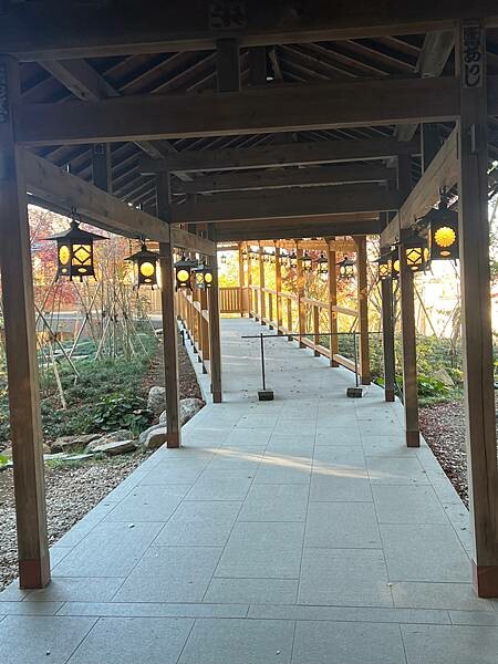 東京近郊小江戶川越一日遊:歷史老式建築物的川越藏造老街。老街