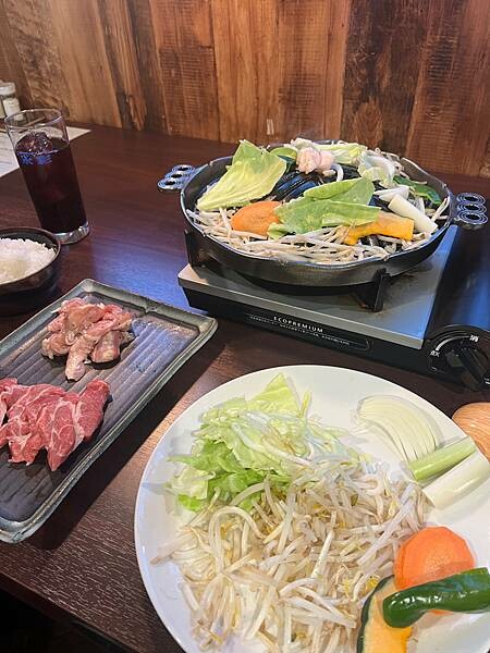 2023年北海道函館五稜郭櫻花季:熱情的盛開。推薦日本好吃的