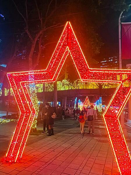 2023年新北耶誕城燈飾。走走逛逛