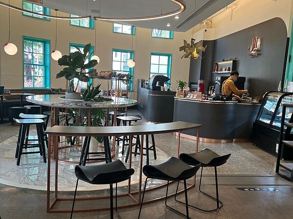 悠閒的嘉義市步行路線：嘉義市立美術館、昭和J11咖啡館｜台東