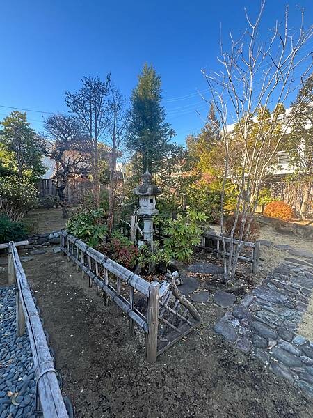 東京近郊小江戶川越一日遊:歷史老式建築物的川越藏造老街。老街