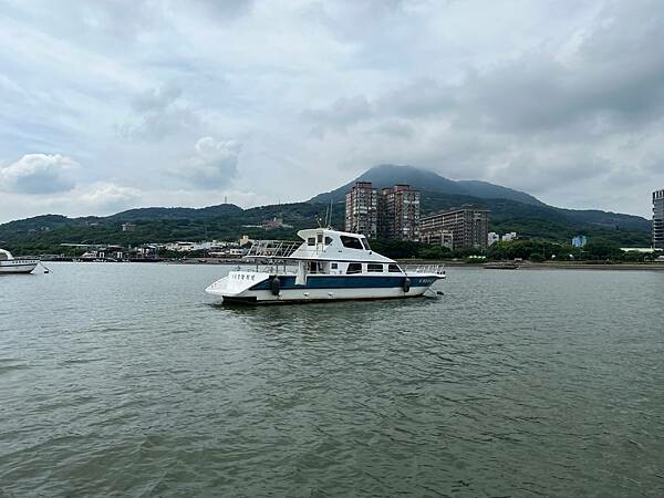 新北市八里一日遊：2023年八里神化沙雕藝術展。挖子尾自然保