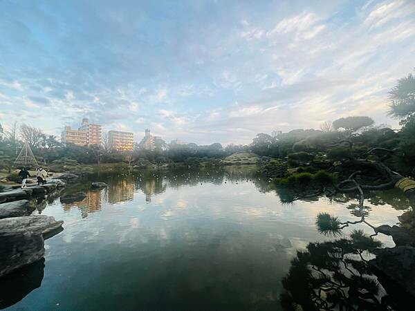 清澄白河半日遊:清澄庭園。日本第一間藍瓶咖啡