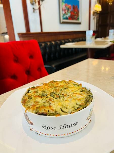 台北捷運東門站半日散策:午餐 古典玫瑰、閒逛來好Lai Hao、下午茶 白水豆花、宇宙生煎、台北清真寺