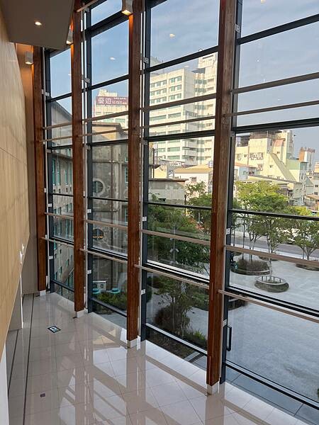 悠閒的嘉義市步行路線：嘉義市立美術館、昭和J11咖啡館｜台東