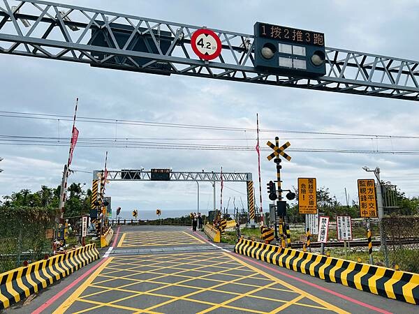 太麻里金崙一日遊:金崙小鎮慢走。LiKa咖啡廳早午餐、太麻里