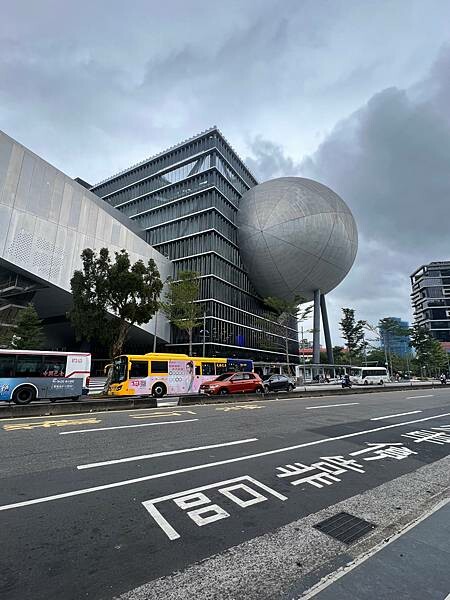 陽明山草山小鎮:大衛小小羊David & Alpaca,近距 陽明山草山小鎮:大衛小小羊David & Alpaca,近距