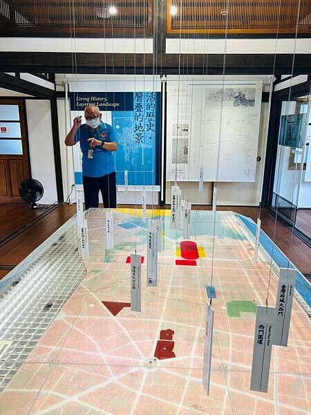 台南遊記:吐司吐司早餐店。水交社文化園區。莉莉水果