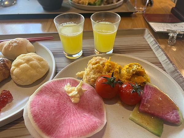 星野奧入瀨溫泉渡假飯店（附交通方式）。在自然生態的溪流邊渡過