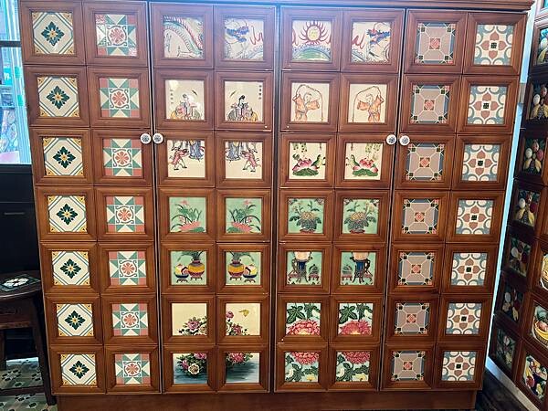 嘉義市步行路線：阿里山檜木的檜意森活村、藝術家王文志的森林之