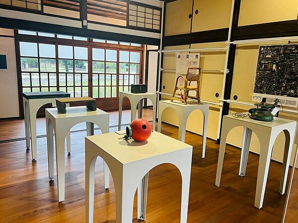 台南遊記:吐司吐司早餐店。水交社文化園區。莉莉水果