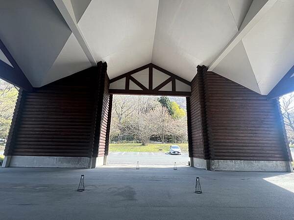 星野奧入瀨溫泉渡假飯店（附交通方式）。在自然生態的溪流邊渡過