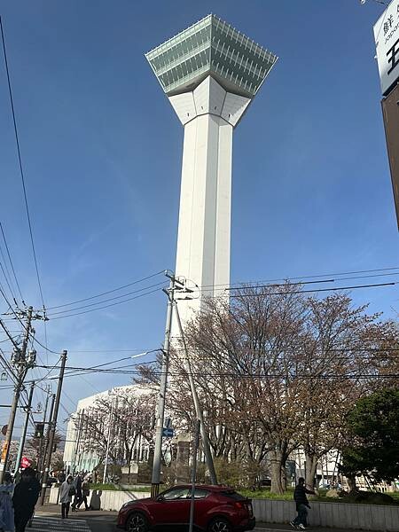 2023年北海道函館五稜郭櫻花季:熱情的盛開。推薦日本好吃的