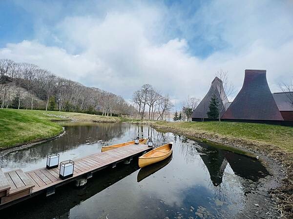 四季如畫的北海道白老町。波羅多湖畔旁的「星野。界 波羅多渡假