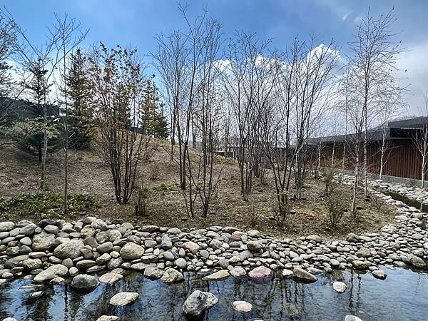 四季如畫的北海道白老町。波羅多湖畔旁的「星野。界 波羅多渡假