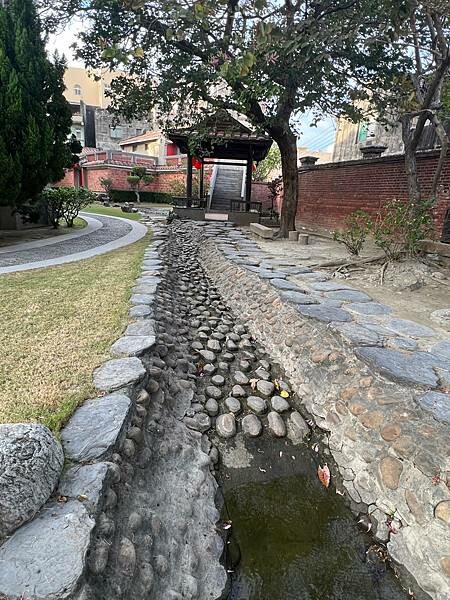 彰化鹿港一趟懷舊古蹟之旅:九曲巷、古厝十宜樓意樓、丁家古厝、