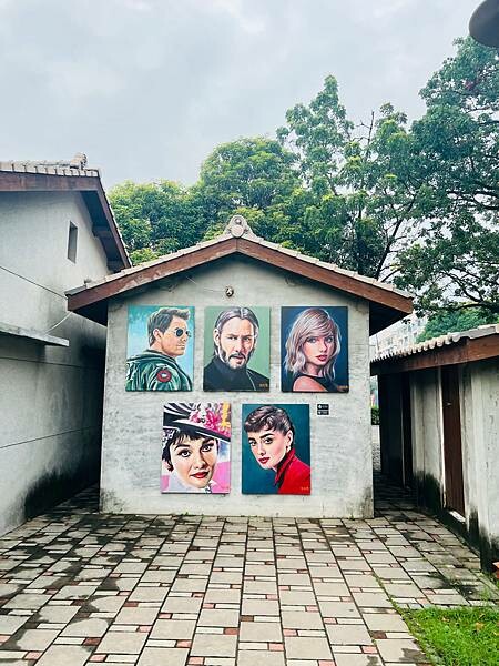 台南遊記:吐司吐司早餐店。水交社文化園區。莉莉水果