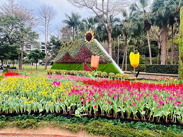 2024年士林官邸公園鬱金香花季:相鬱祈福。鬱金香齊放