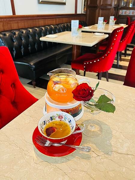 台北捷運東門站半日散策:午餐 古典玫瑰、閒逛來好Lai Hao、下午茶 白水豆花、宇宙生煎、台北清真寺