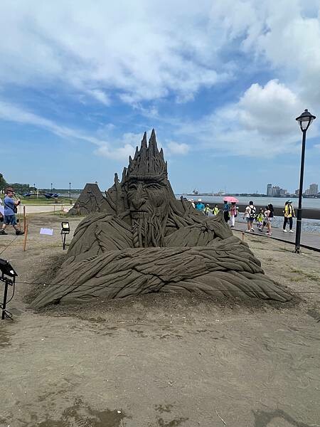 新北市八里一日遊：2023年八里神化沙雕藝術展。挖子尾自然保