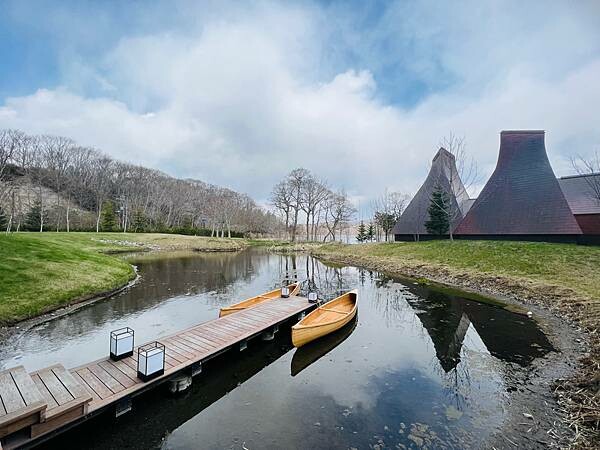 四季如畫的北海道白老町。波羅多湖畔旁的「星野。界 波羅多渡假