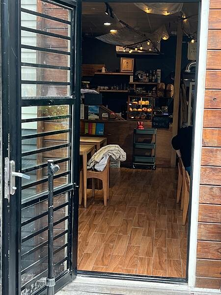 太麻里金崙一日遊:金崙小鎮慢走。LiKa咖啡廳早午餐、太麻里