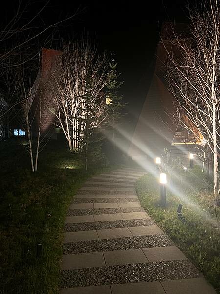 四季如畫的北海道白老町。波羅多湖畔旁的「星野。界 波羅多渡假