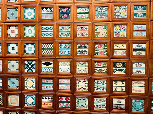 嘉義市步行路線：阿里山檜木的檜意森活村、藝術家王文志的森林之