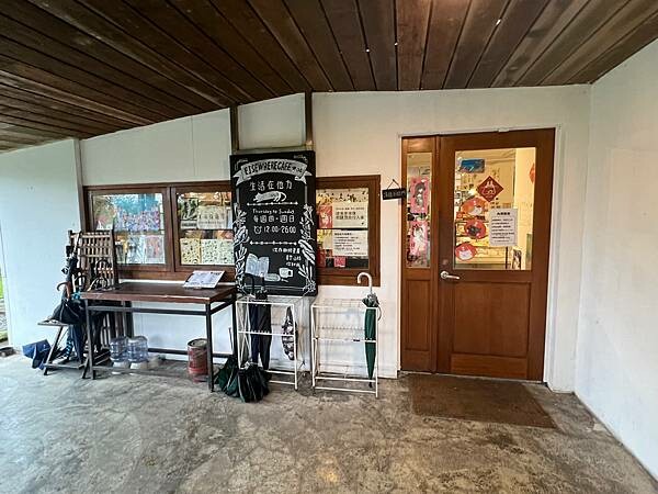 台北貓空景觀咖啡廳：生活在他方夜貓店。深山裡營業至凌晨2點的