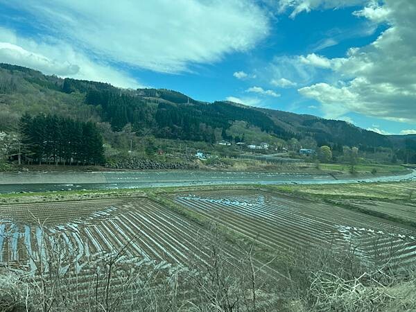 星野奧入瀨溫泉渡假飯店（附交通方式）。在自然生態的溪流邊渡過