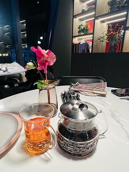 台北東區新開幕的創新印度料理餐廳介紹：夏花餐室Summer 