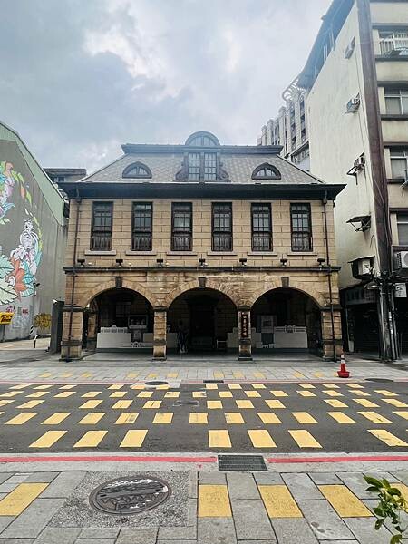 台北北門承恩門。撫臺洋樓石頭厝市定古蹟