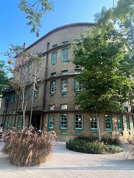 悠閒的嘉義市步行路線：嘉義市立美術館、昭和J11咖啡館｜台東