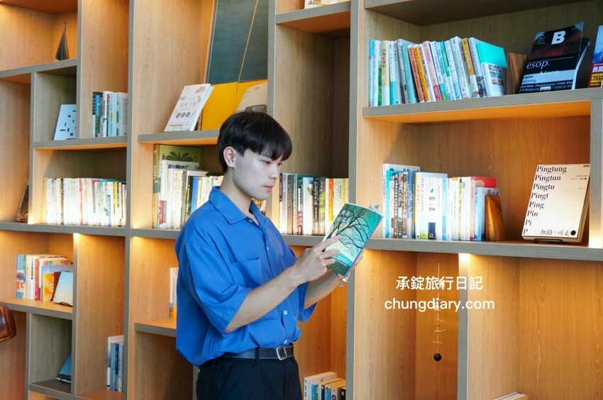 屏東x小琉球兩天一夜！入住緩慢大鵬灣民宿、山川琉璃吊橋、東港王船文化、美人洞、山豬溝、烏鬼洞｜雄獅國內旅遊行程 - 承錠旅行日記