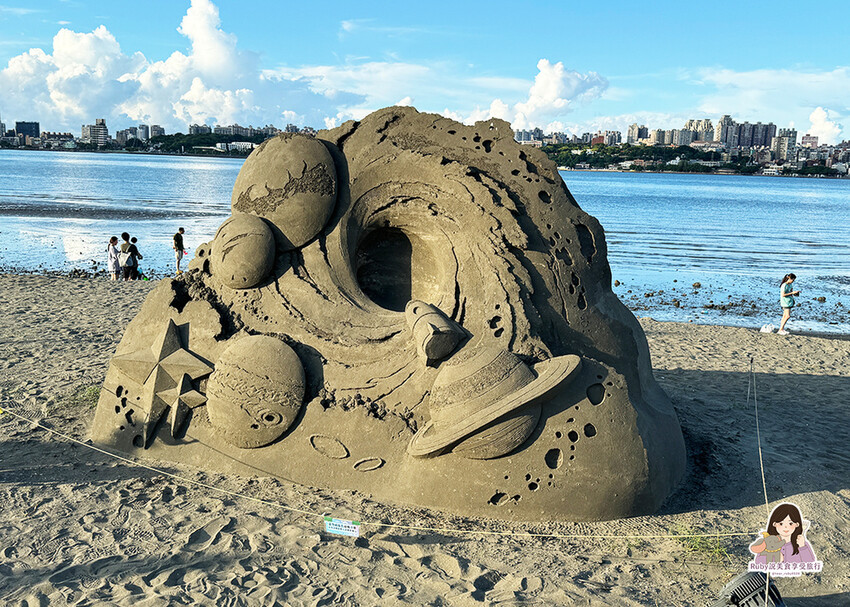 【新北免費景點】2024八里城市沙雕展，有17座沙雕及3大宇