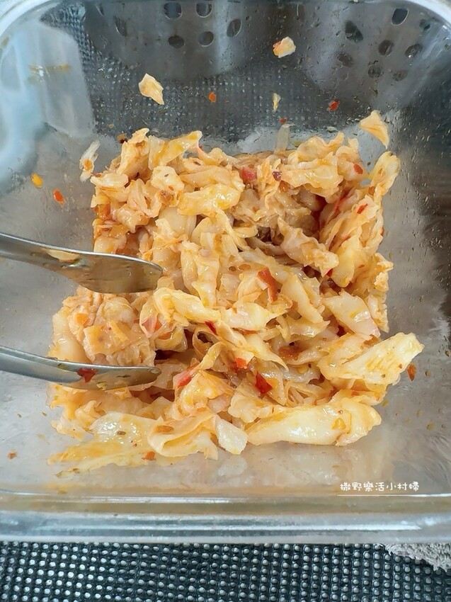 宜蘭最強豬腸冬粉【林家豬腸冬粉_礁溪店】大骨、薏仁及中藥材細