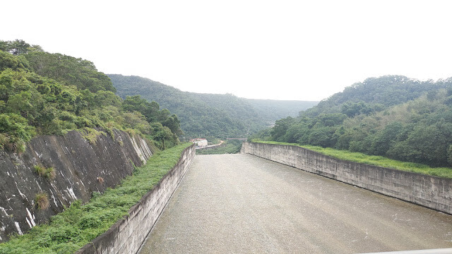 鯉魚潭水庫 - 鋸齒溢洪道