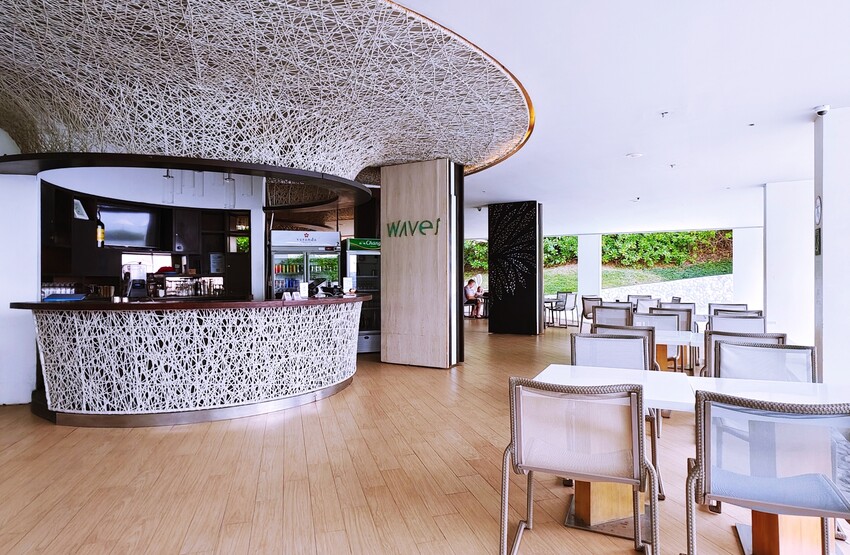 泰國芭達雅自由行  Veranda Resort Pattaya - MGallery、Somerset Pattaya 輕奢五星飯店賞日落、登上 Ocean Sky 看猛男舞團表演