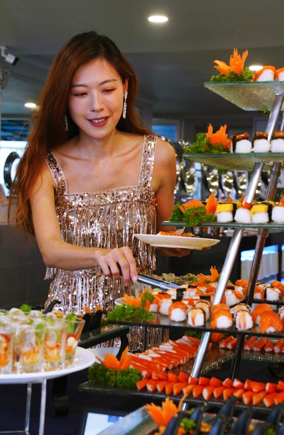 泰國芭達雅自由行  Veranda Resort Pattaya - MGallery、Somerset Pattaya 輕奢五星飯店賞日落、登上 Ocean Sky 看猛男舞團表演