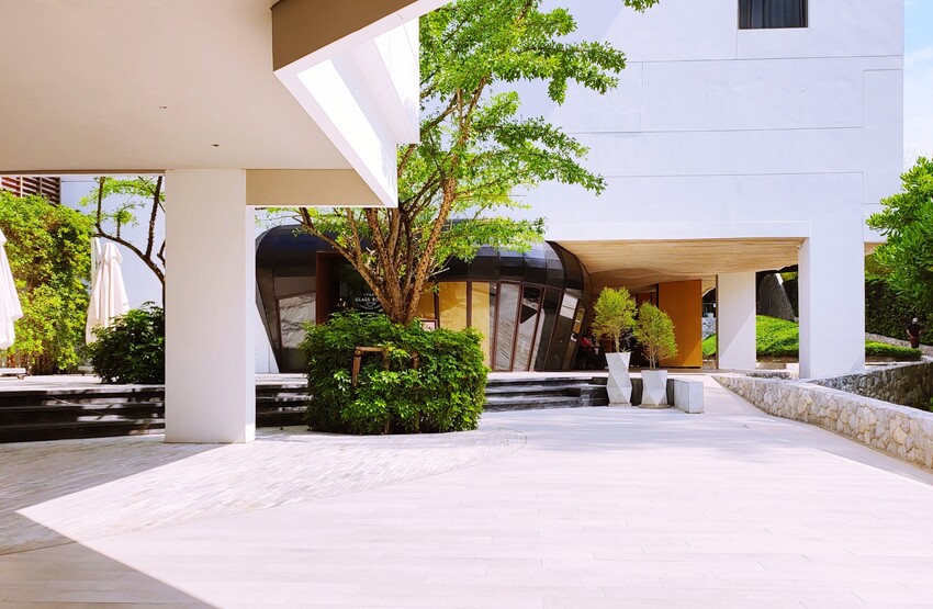 泰國芭達雅自由行  Veranda Resort Pattaya - MGallery、Somerset Pattaya 輕奢五星飯店賞日落、登上 Ocean Sky 看猛男舞團表演