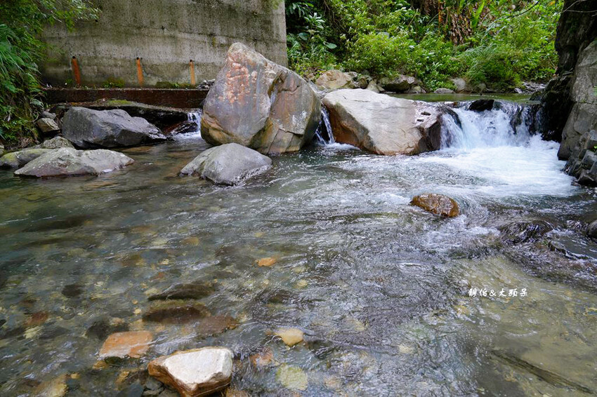 宜蘭溪邊玩水撈魚「圳頭鴛鴦溪」,員山隱藏版溪邊烤肉、親子玩水