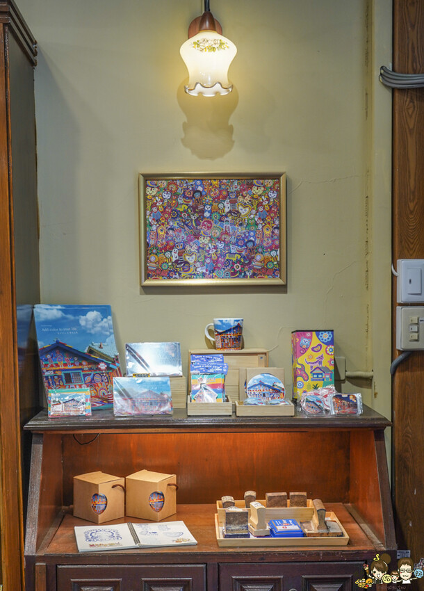 解開彩虹密碼的網紅打卡熱點 彩虹文創 台中草悟道店，獨家彩虹村商品、童趣歡樂打卡點、可休憩喝咖啡吃冰、台中伴手禮 - 跟著尼力吃喝玩樂＆親子生活