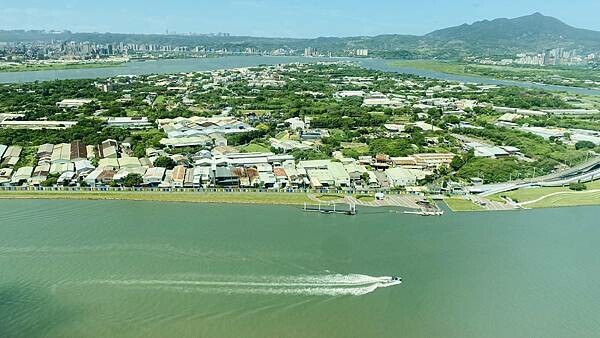 IMG_1561 (2).jpg IMG_1561 (2).jpg